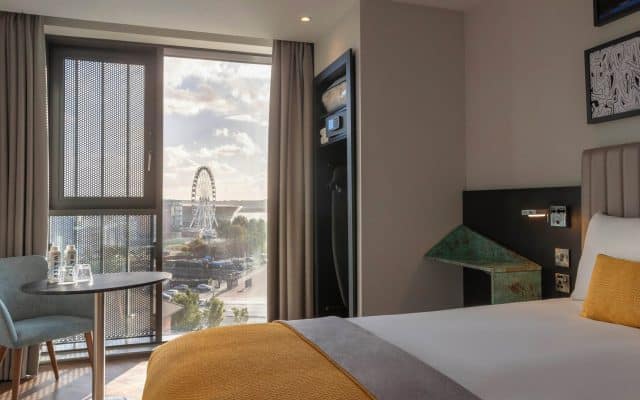 hotel room interior Maldron Liverpool
