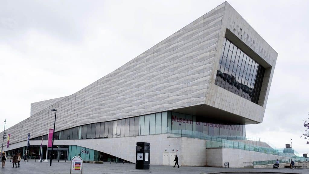 modern bulding museum Liverpool